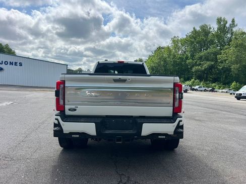 Used 2024 Ford F450 Limited w/ FX4 Off-Road Package AWD/4WD image 6