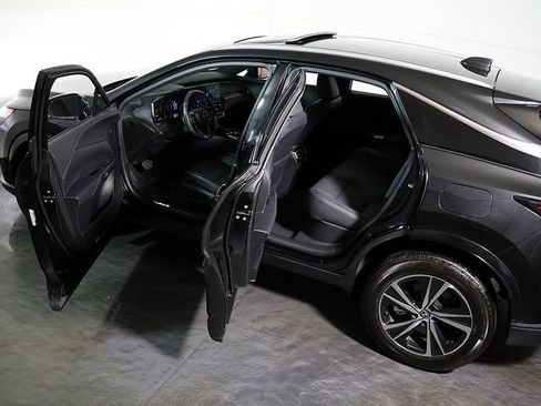 Used 2024 Lexus RX 350 Premium w/ Convenience Package AWD/4WD image 5