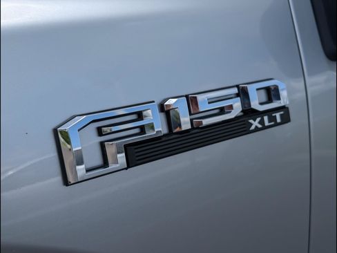 Used 2018 Ford F150 XLT w/ Equipment Group 302A Luxury AWD/4WD image 8