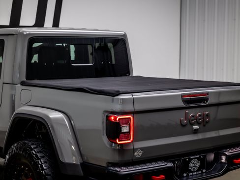 Used 2020 Jeep Gladiator Rubicon AWD/4WD image 37