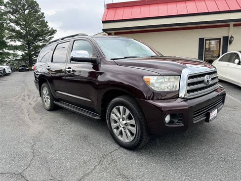 Used 2014 Toyota Sequoia Limited AWD/4WD image 3
