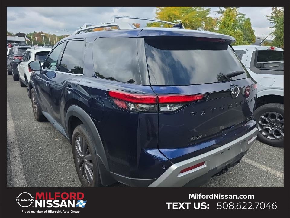 Certified 2024 Nissan Pathfinder SL w/ SL Premium Package AWD/4WD image 2