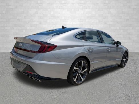 Certified 2023 Hyundai Sonata SEL Plus FWD image 2