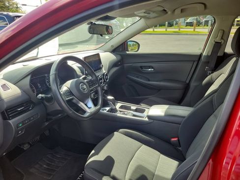 Used 2022 Nissan Sentra SV FWD image 14