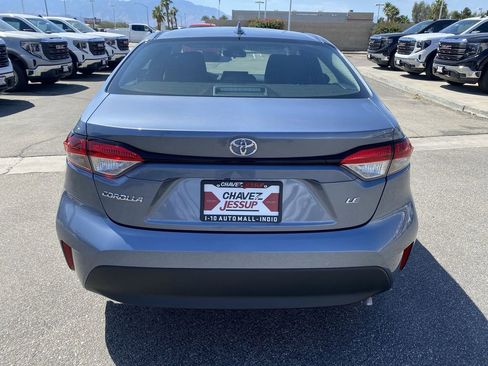 Used 2025 Toyota Corolla LE FWD image 31