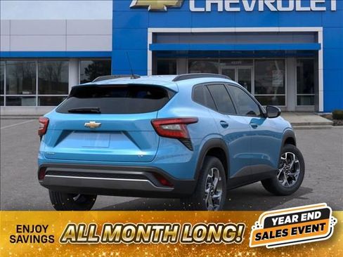 New 2026 Chevrolet Trax LT image 4