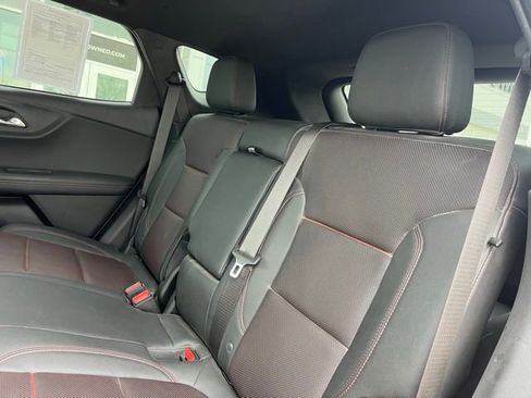 Used 2022 Chevrolet Blazer RS w/ Enhanced Convenience Package image 5