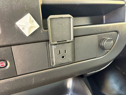 Used 2020 Chevrolet Express 2500 w/ Driver Convenience Package image 18