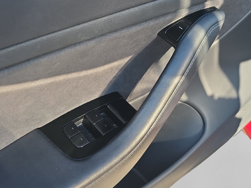 Used 2018 Tesla Model 3 Long Range AWD/4WD image 23