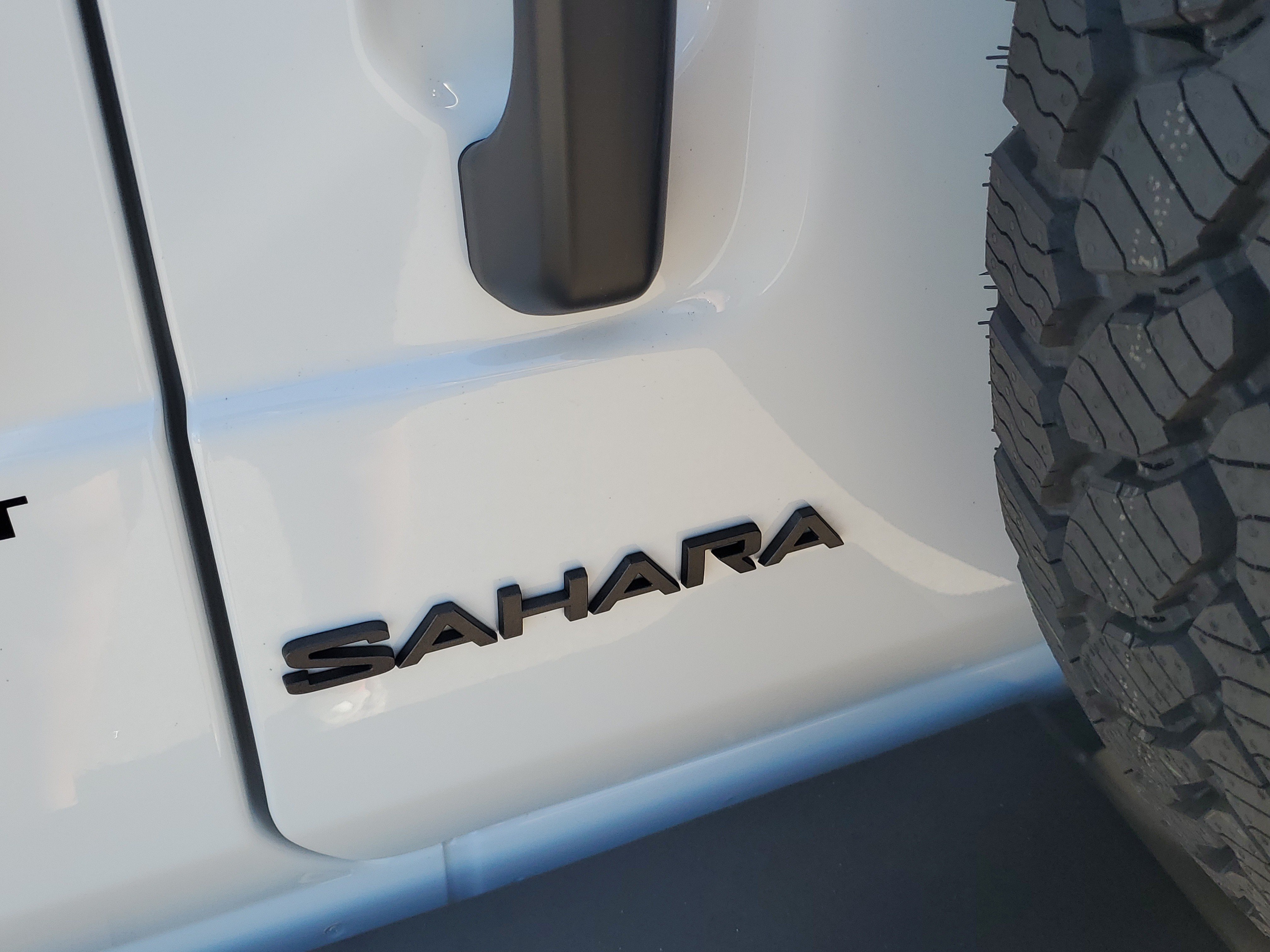 New 2027 Jeep Wrangler Unlimited Sahara AWD/4WD image 7