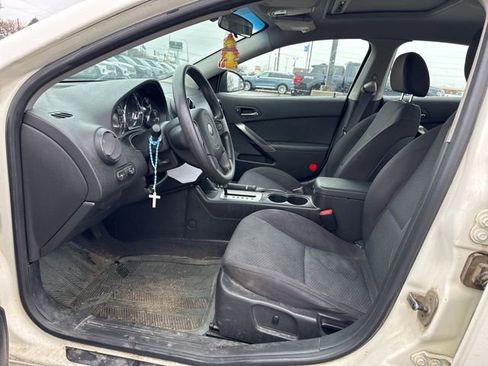 Used 2005 Pontiac G6 Sedan w/ Premium Value Package image 2