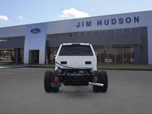 New 2026 Ford F350 XL w/ XL Chrome Package image 5