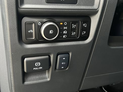Certified 2025 Ford F150 Tremor AWD/4WD image 23