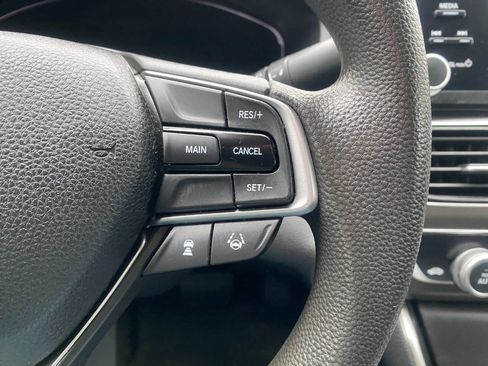 Used 2018 Honda Accord LX image 19