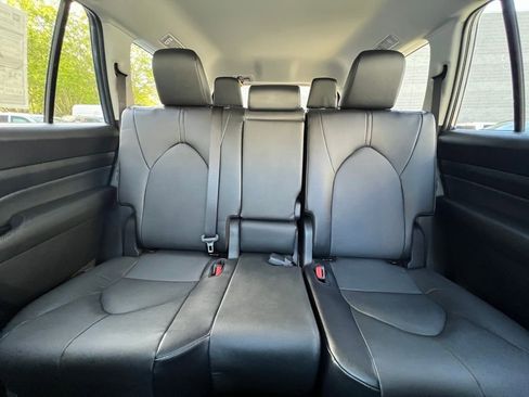New 2026 Toyota Grand Highlander AWD Hybrid image 13