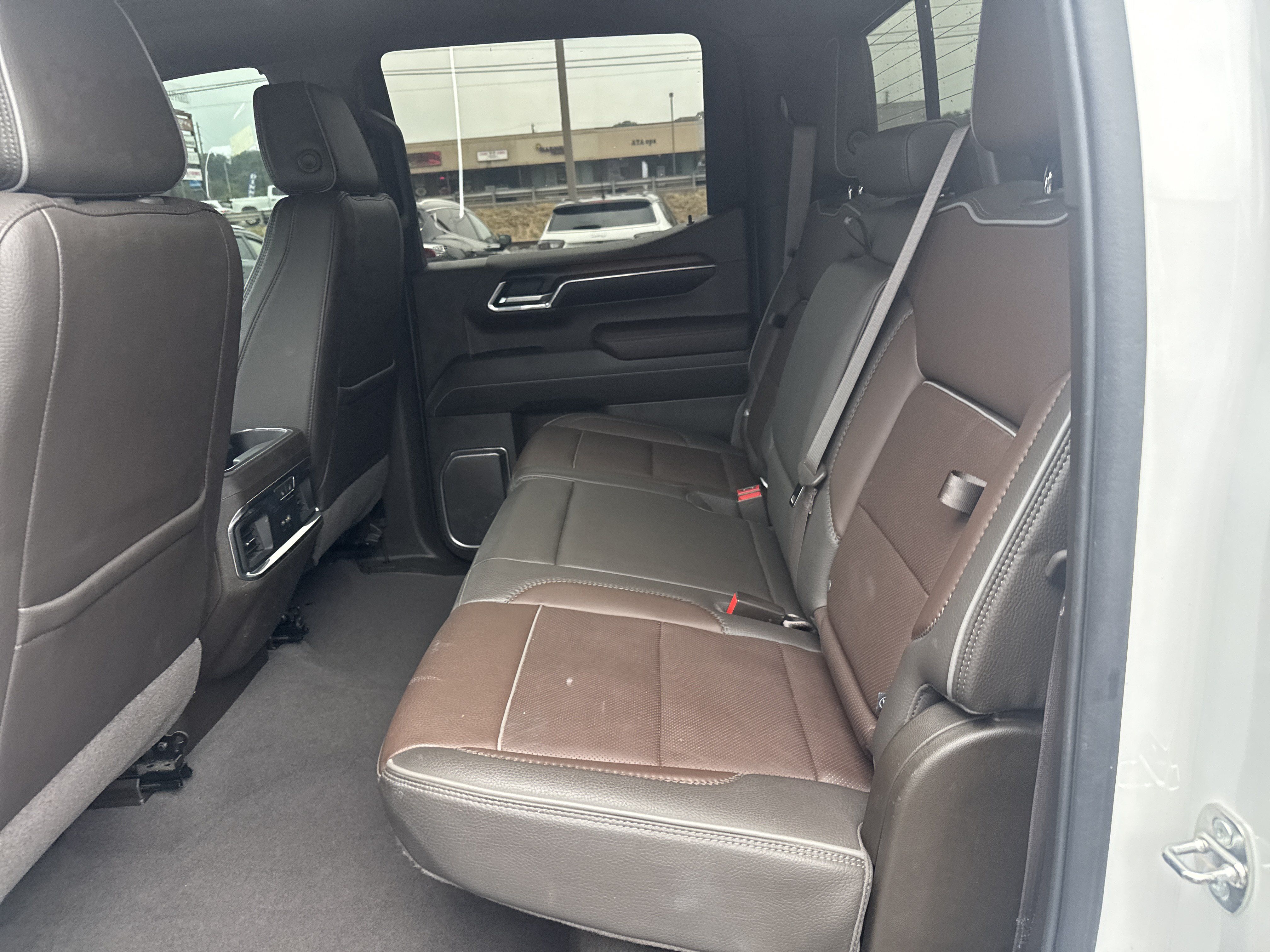Used 2024 GMC Sierra 1500 Denali w/ Denali Reserve Package AWD/4WD image 13
