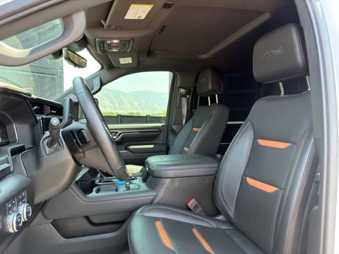 Used 2024 GMC Sierra 3500 AT4 w/ AT4 Premium Plus Package AWD/4WD image 15