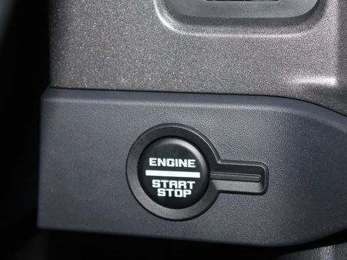 New 2025 Ford Bronco 4-Door AWD/4WD image 34