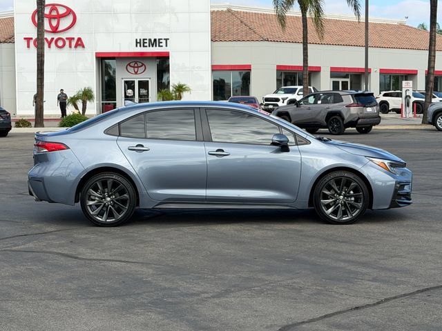 Used 2025 Toyota Corolla SE FWD image 4