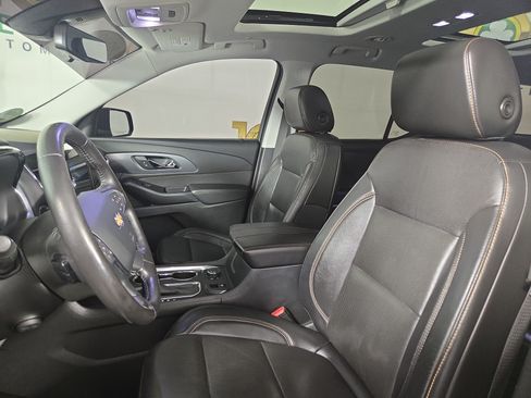 Certified 2020 Chevrolet Traverse Premier w/ Redline Edition AWD/4WD image 11