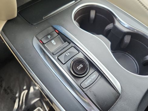 Used 2017 Acura MDX SH-AWD image 15