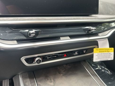 New 2026 BMW X5 xDrive40i w/ Climate Comfort Package image 18