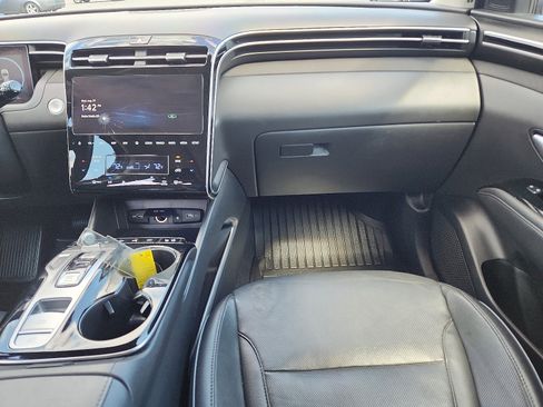 Certified 2022 Hyundai Tucson Limited w/ Winter Package image 11