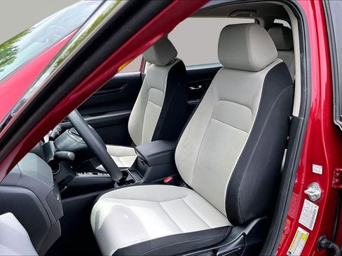 Used 2024 Honda CR-V LX image 17