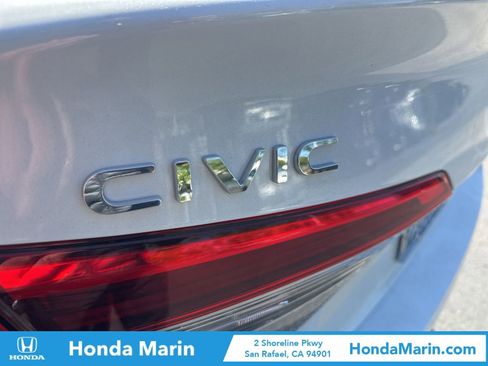 Used 2023 Honda Civic Sport image 18