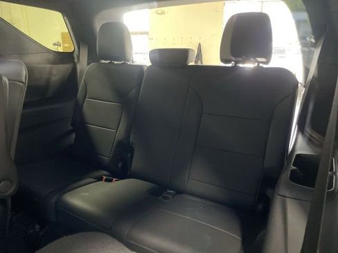 Used 2024 Chevrolet Traverse RS AWD/4WD image 24
