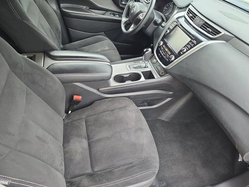 Used 2021 Nissan Murano SV FWD image 10