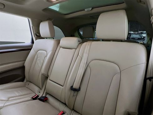 Used 2014 Audi Q7 3.0T Premium Plus w/ Premium Plus Package image 22