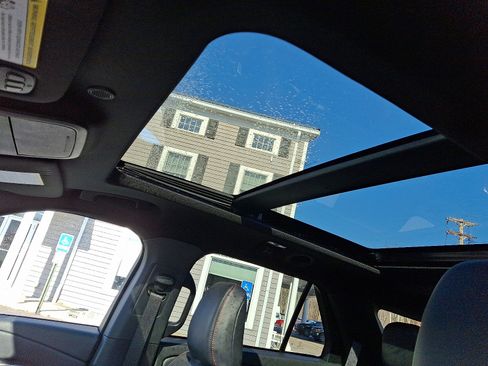 Certified 2025 Ford Explorer ST w/ Sun And Sound Package image 16