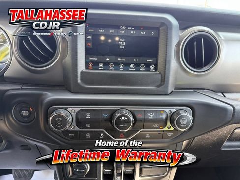 Used 2023 Jeep Wrangler Unlimited Sport AWD/4WD image 20