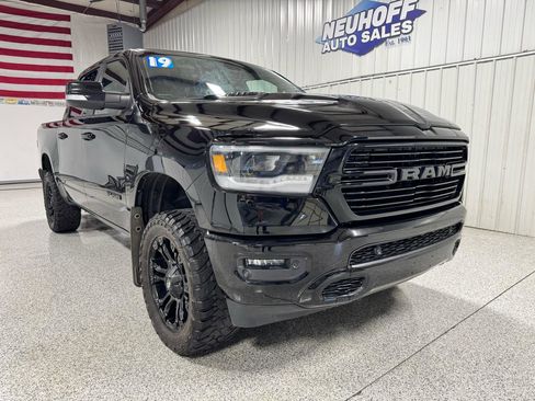 Used 2019 RAM 1500 Sport w/ Level 2 Equipment Group AWD/4WD image 2