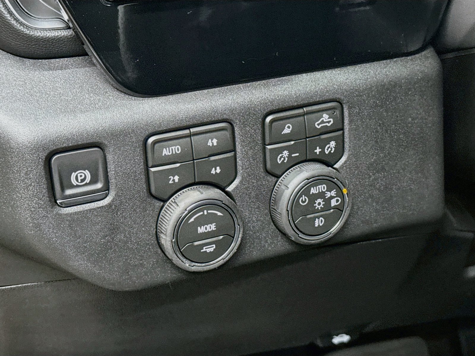 New 2026 Chevrolet Silverado 1500 RST w/ RST All Star Premium Package AWD/4WD image 12