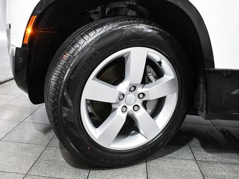Used 2022 Land Rover Defender 90 X-Dynamic HSE AWD/4WD image 7