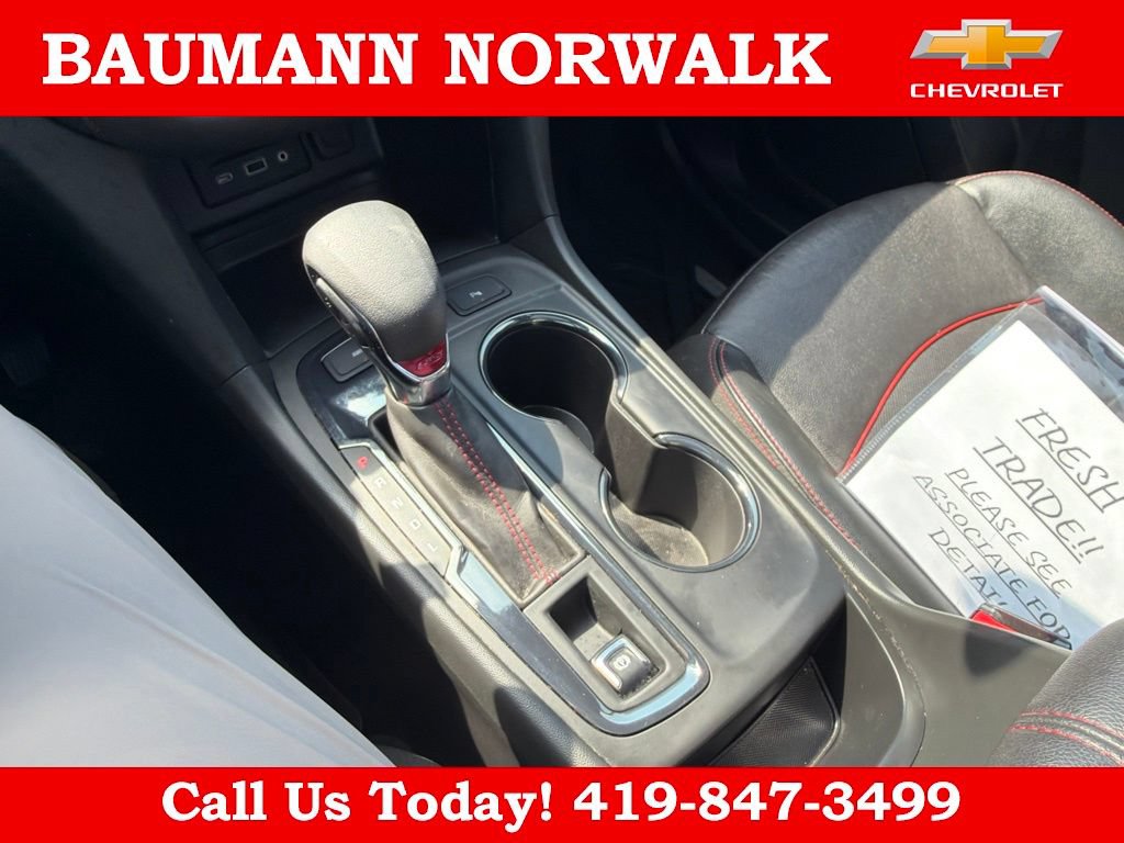 Used 2023 Chevrolet Equinox RS w/ RS Leather Package AWD/4WD image 39