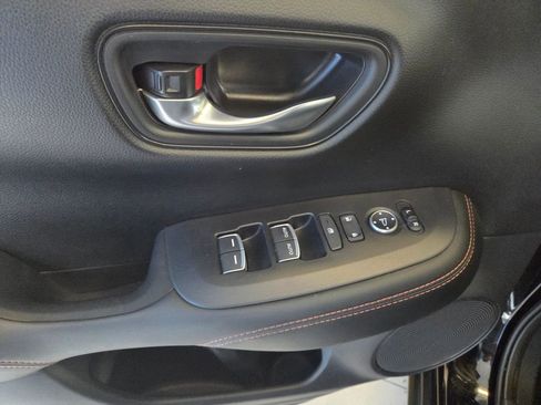 Certified 2024 Honda HR-V Sport image 12