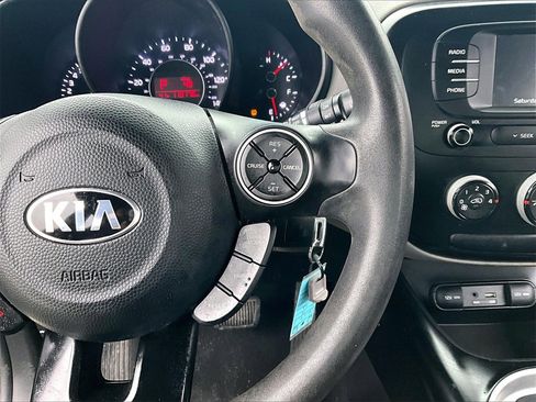 Used 2019 Kia Soul image 12