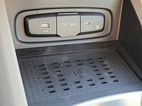 New 2026 Hyundai Venue SEL image 11