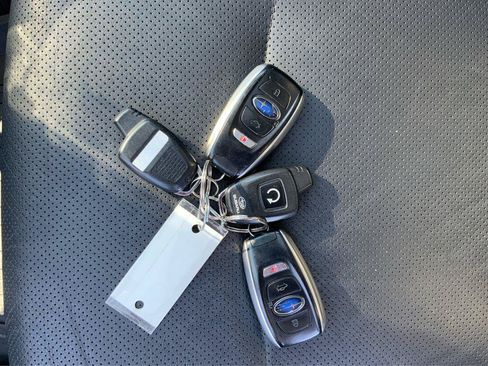 Used 2018 Subaru Outback 2.5i Limited AWD/4WD image 36