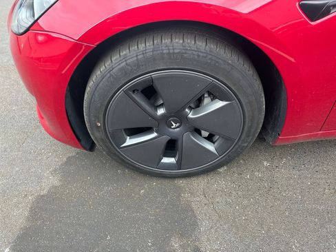Used 2023 Tesla Model 3 Standard Range RWD image 6