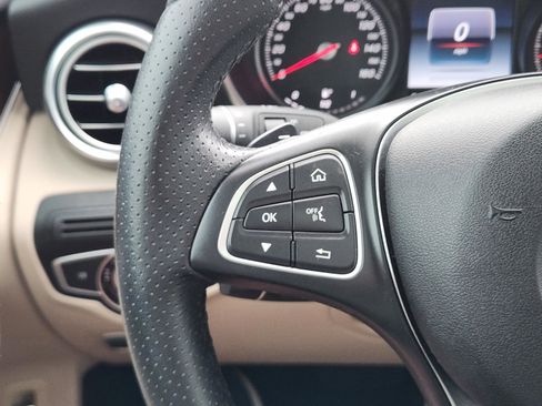 Used 2017 Mercedes-Benz GLC 300 image 24