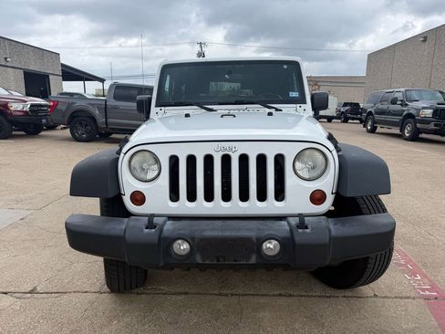Used 2012 Jeep Wrangler Sport image 2