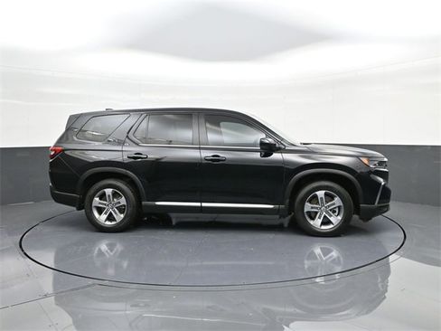 Used 2024 Honda Pilot EX-L image 25