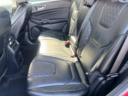 Used 2024 Ford Edge Titanium AWD/4WD image 16