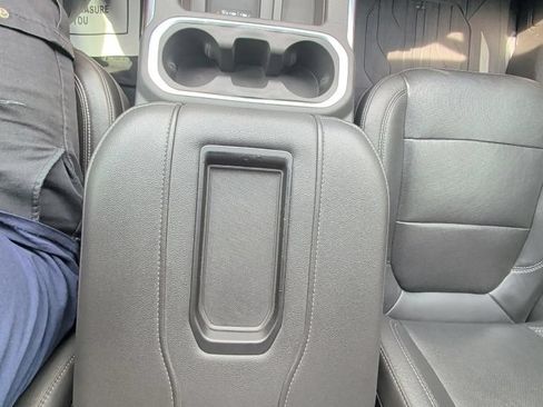 Used 2020 GMC Sierra 1500 SLT w/ SLT Premium Plus Package AWD/4WD image 23
