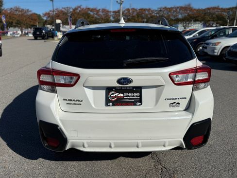Used 2018 Subaru Crosstrek 2.0i Premium w/ Eyesight System image 8