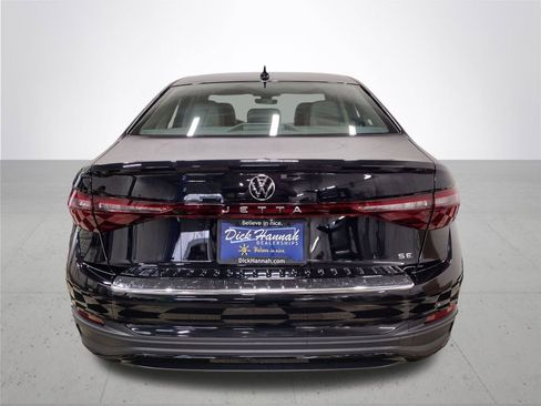 New 2025 Volkswagen Jetta SE image 11